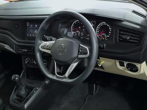 Volkswagen Polo 1.6 - Image 19