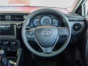 Toyota Corolla Quest 1.8 Plus manual - Image 8