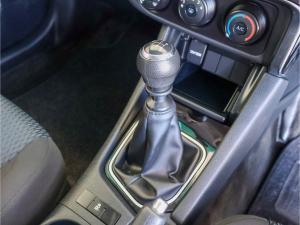 Toyota Corolla Quest 1.8 Plus manual - Image 9