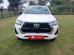 Toyota Hilux 2.4GD-6 Xtra cab Raider manual - Image 5