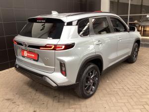 Toyota Urban Cruiser 1.5 XR manual - Image 2