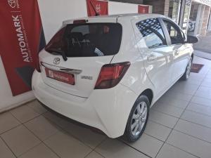 Toyota Yaris 1.3 auto - Image 2
