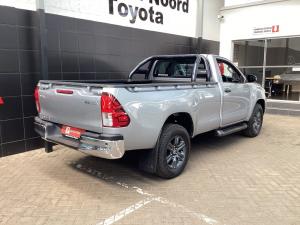 Toyota Hilux 2.4GD-6 single cab Raider manual - Image 2