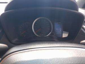 Toyota Corolla Cross 1.8 Xi - Image 12