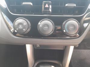 Toyota Corolla Cross 1.8 Xi - Image 15