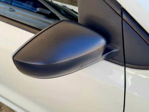 Volkswagen Polo Vivo 1.4 Trendline - Image 17