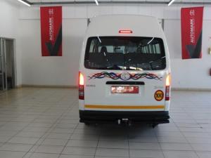 Toyota QUANTUM/HIACE 2.5 D-4D Sesfikile 16s - Image 13