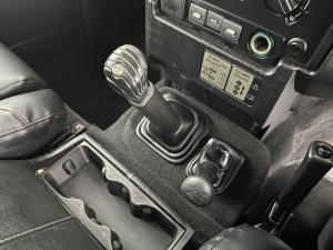 Land Rover Defender 902.2D S/W - Image 13