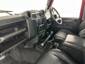 Land Rover Defender 902.2D S/W - Image 9