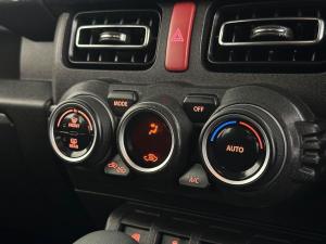 Suzuki Jimny 1.5 GLX automatic 5-Door - Image 8
