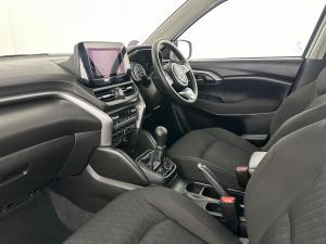 Toyota Urban Cruiser 1.5 XR - Image 12