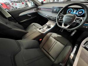 Jetour X70 Plus 1.5T Momentum - Image 17