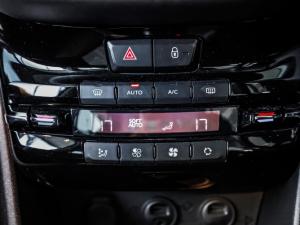 Peugeot 208 5-door 1.6 Allure - Image 19