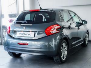 Peugeot 208 5-door 1.6 Allure - Image 3