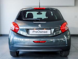 Peugeot 208 5-door 1.6 Allure - Image 4