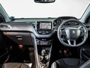 Peugeot 208 5-door 1.6 Allure - Image 6