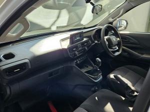 Peugeot Landtrek 1.9TD double cab Allure - Image 15