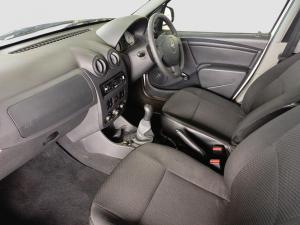 Nissan NP200 1.6 Safety PackS/C - Image 3