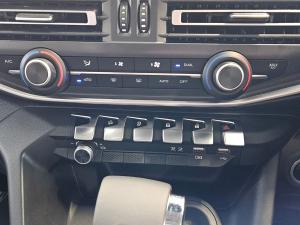 Peugeot Landtrek 1.9TD double cab Allure - Image 13