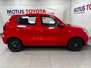 Toyota Vitz 1.0 XR manual - Image 3