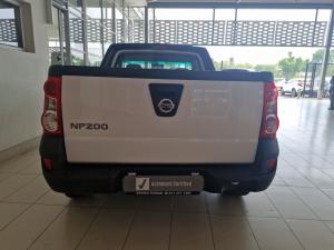 Nissan NP200 1.6i safety pack (aircon) - Image 8