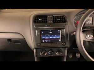 Volkswagen Polo Vivo hatch 1.4 Comfortline - Image 28