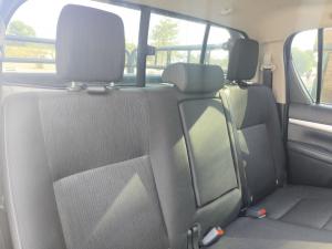 Toyota Hilux 2.8GD-6 double cab 4x4 Raider auto - Image 21