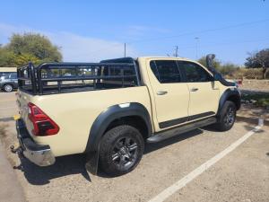 Toyota Hilux 2.8GD-6 double cab 4x4 Raider auto - Image 3