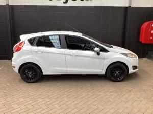 Ford Fiesta 5-door 1.0T Ambiente auto - Image 4