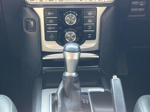 Toyota Land Cruiser Prado 2.8GD VX-L - Image 12