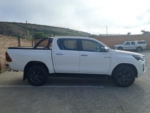 Toyota Hilux 2.8GD-6 double cab Raider auto - Image 4