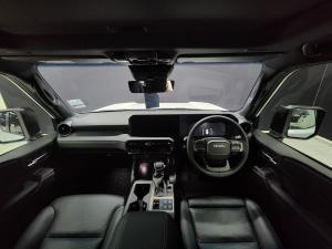 Toyota Land Cruiser Prado 2.8GD VX-R - Image 8