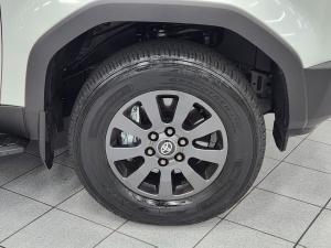 Toyota Land Cruiser Prado 2.8GD VX-R - Image 10