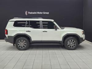 Toyota Land Cruiser Prado 2.8GD VX-R - Image 4