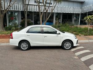 Toyota Etios sedan 1.5 Sprint - Image 3