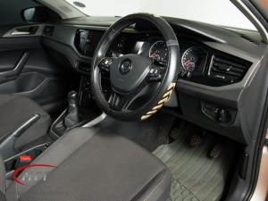 Volkswagen Polo 1.0 TSI Comfortline - Image 17