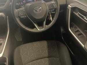 Toyota RAV4 2.0 GX CVT - Image 11