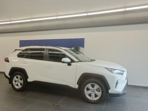 Toyota RAV4 2.0 GX CVT - Image 3