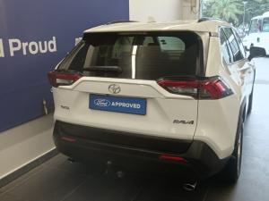Toyota RAV4 2.0 GX CVT - Image 8