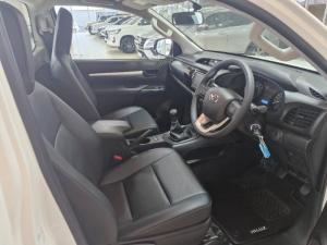 Toyota Hilux 2.4 GD-6 RB SRS/C - Image 7