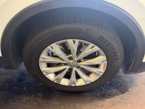 Volkswagen Tiguan 1.4 TSI Trendline DSG - Image 2