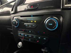 Ford Ranger 3.2TDCI Wildtrak automaticD/C - Image 8