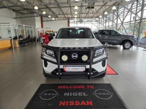 Nissan Navara 2.5DDTI SE automatic D/C - Image 2