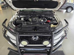 Nissan Navara 2.5DDTI SE automatic D/C - Image 9