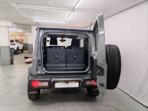 Suzuki Jimny 1.5 GLX AllGrip 3-door manual - Image 5