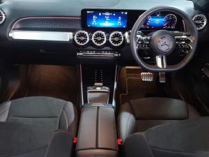 Mercedes-Benz GLB GLB220d 4Matic Progressive - Image 7