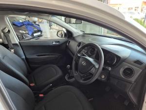 Hyundai Grand i10 1.25 Fluid - Image 12