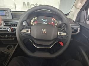 Peugeot Landtrek 1.9TD double cab Allure - Image 8