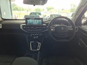 Peugeot Landtrek 1.9TD double cab Allure - Image 12