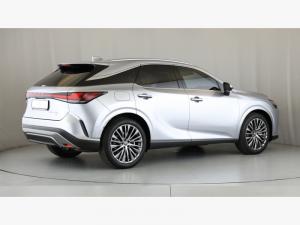 Lexus RX 450h+ - Image 2